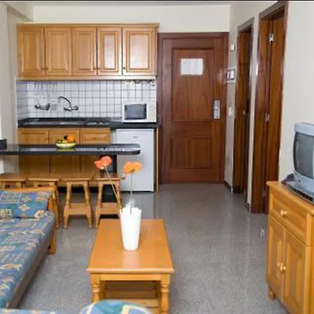 Chatur Palmera Mar فندق أمادوريس